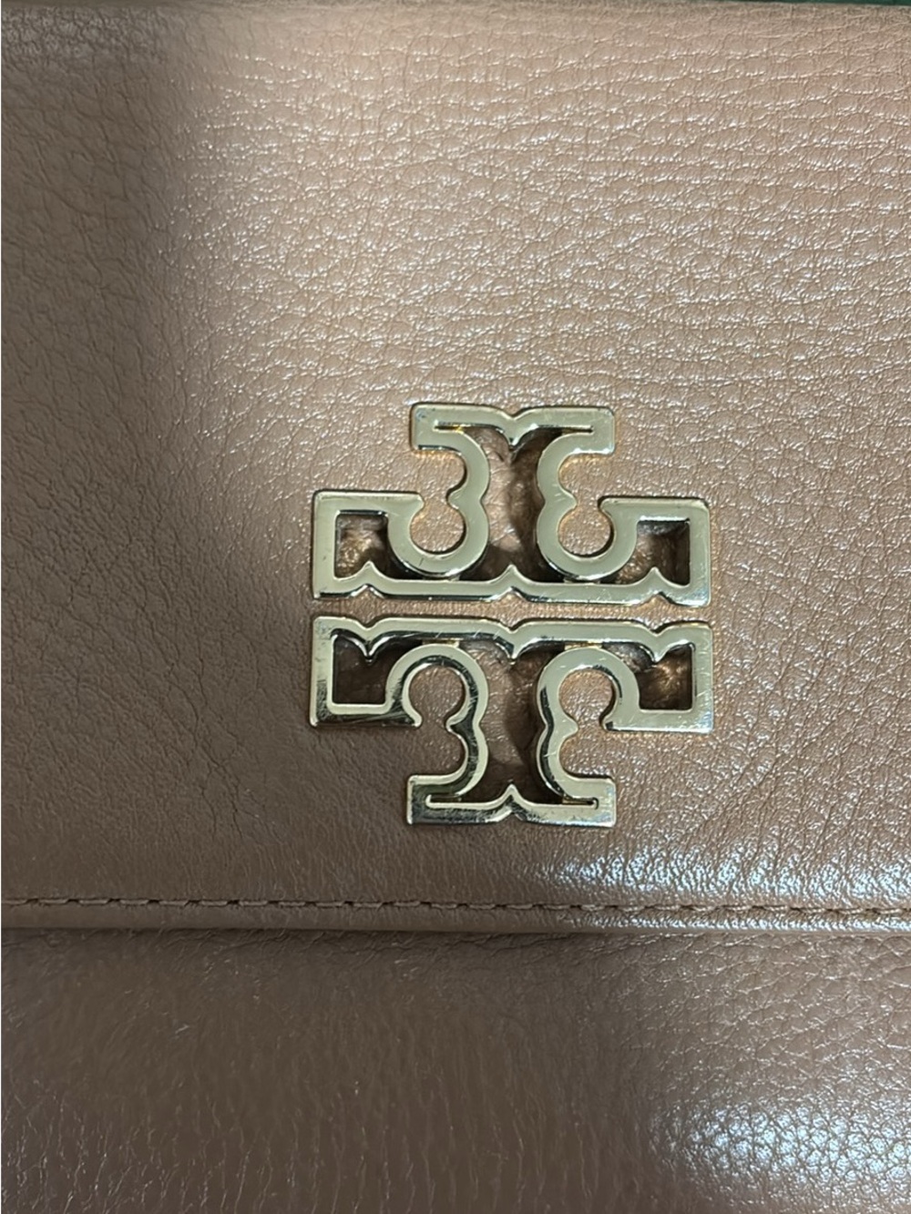 Tory Burch Beige/Tan Leather Chain Crossbody Wallet - Picture 3 of 6